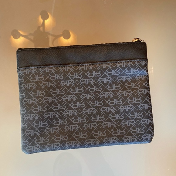 NWOT Rampage wristlet - Picture 5 of 9